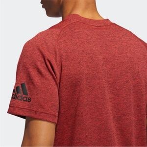 Like New! Men's Adidas Axis Red T shirt Small